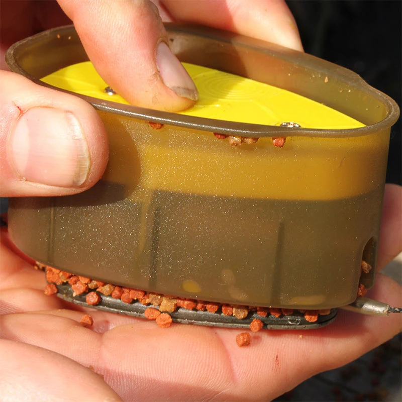 Avid Carp Method Feeder Small